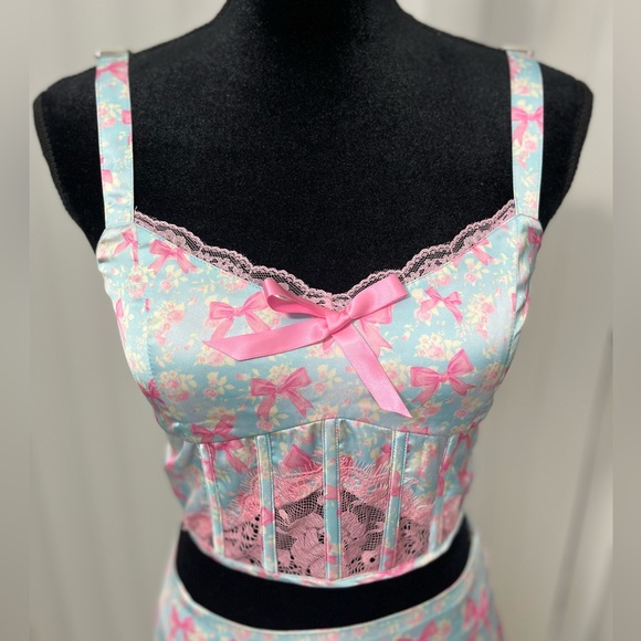 SUGAR THRILLZ No Misbehaving Bow Print Satin Mini Skirt Set Pastel Blue Pink S - Picture 4 of 15